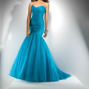 Maggie sottero mermaid dress